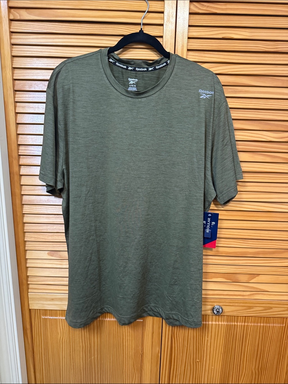 Reebok Men’s Olive Crew Neck Performance Tee